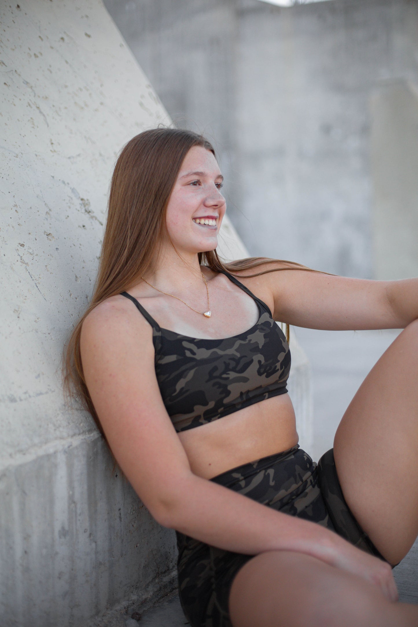 Queen Sports Bra - Camo Green